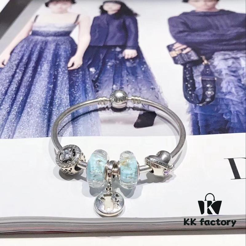 Pandora Pandora Silver Wire Pink Flower Blossom 🌺 New Arrival! Made with counter materials, perfectly crafted one-to-one, quality comparable to official counter! Silver wire pink faceted crystal, cherry blossom 🌸 spacer beads, heart-shaped pendant, pink diamond flower charm, S925 silver comes with original counter packaging! 🍃🌺