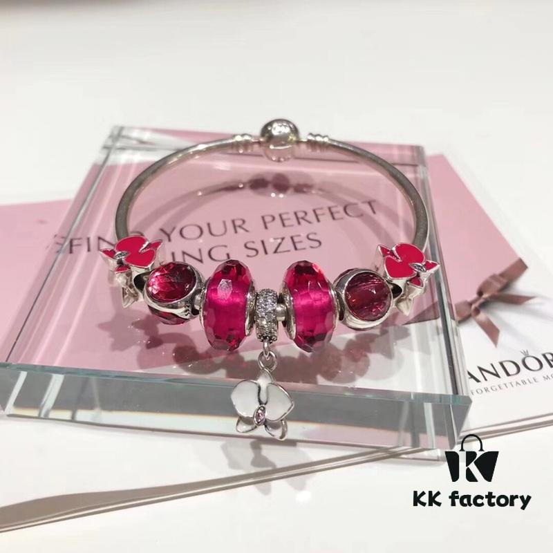 Pandora Bright Pink Orchid New Arrival! Exquisite Craftsmanship with Authentic Materials, Perfect 1:1 Replication, Quality Comparable to Retail Store Version! Brilliant Faceted Bright Pink Glass, Three-Sided Pink Cat's Eye, Elegant Orchid Pendant, Made of S925 Silver and Comes with Original Retail Packaging!