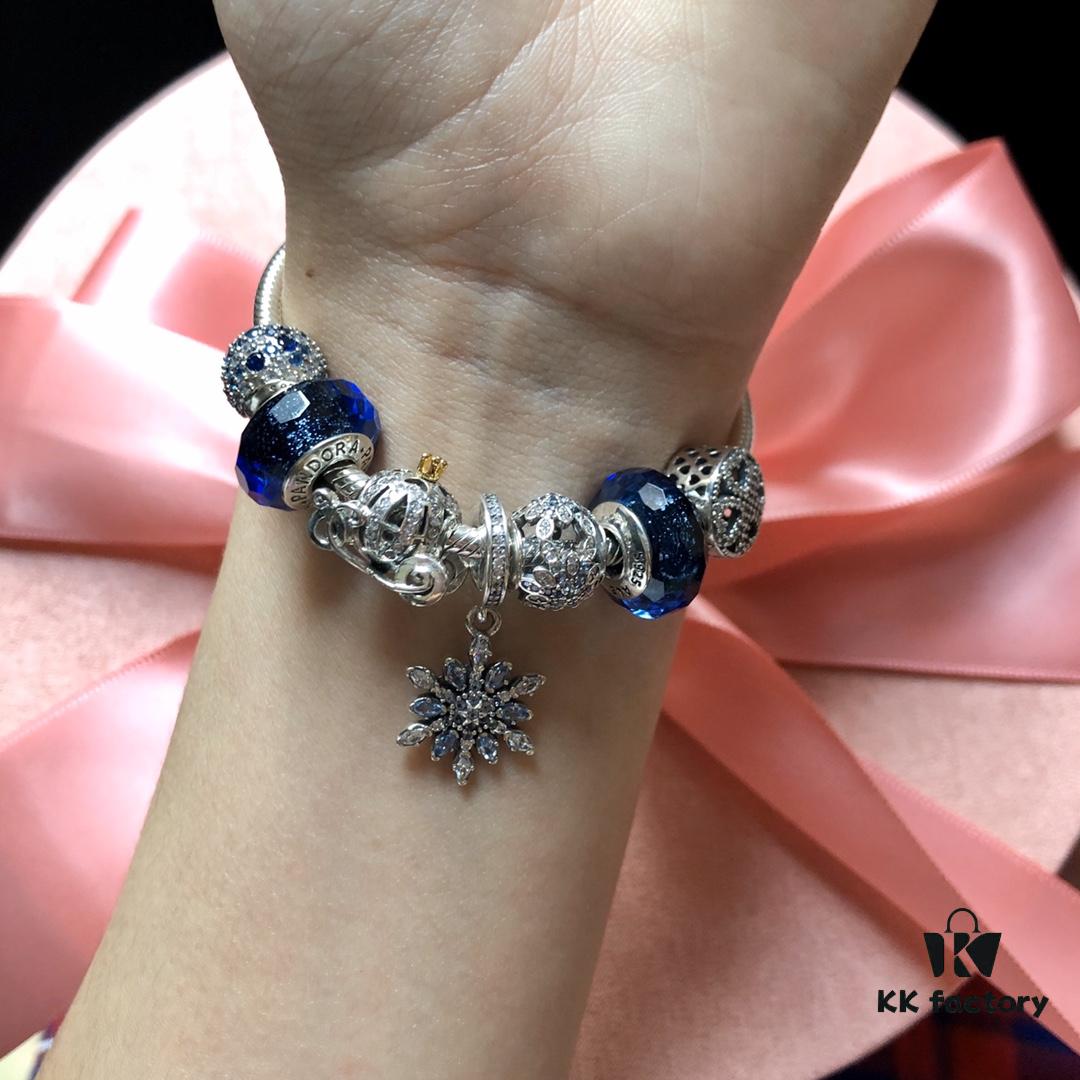 PANDORA Hong Kong Pandora Blue Collection - Pumpkin Carriage with Romantic Snowflakes