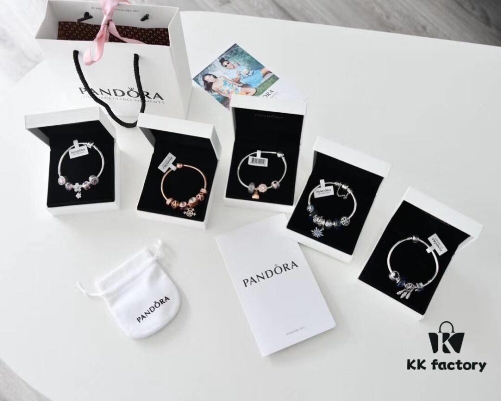 Pandora: Weaves together the beautiful dreamy life of summer, bringing fullness of happiness.