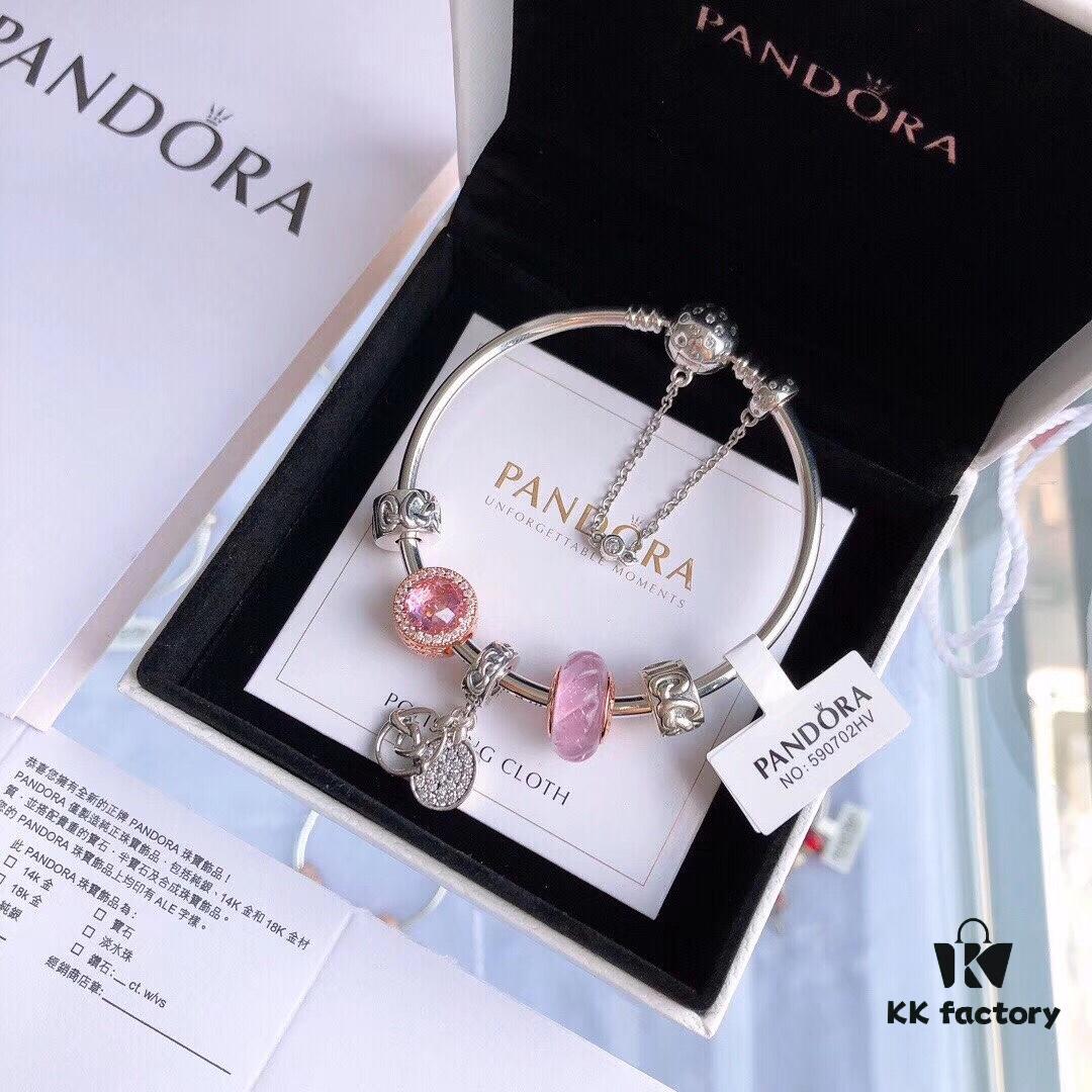Bestseller Alert 🔥 Official Website Same Style Pandora 'Pink Love' Newest Bracelet Set, Sweet, Romantic and Elegant 🌷 A Knot of Love 💕 Connecting You and Me, a Modern Symbol of Eternal Love ✨ Paired with Pandora Charms Full of Affection... Latest Pandora Bracelet Combination 🌷🍃 Exclusive Real Photos. Direct Source!
