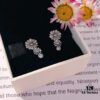 Panjia Spring New Arrival Shiny Daisy Stud Earrings