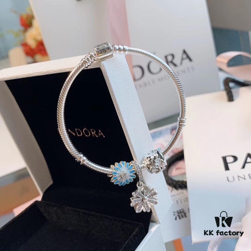 Exclusive Launch 2020 Pandora Newest Garden Collection 'Fresh Daisy' Bracelet Set