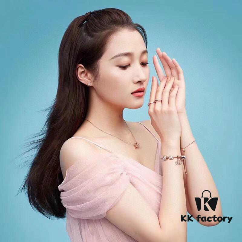 Goddess Festival Gift 🔥💕 Guan Xiaotong's Same-Style Pandora 'Elegant Life' Necklace Set, Rose Gold Crown 👑 and Carriage, a Fairytale Dream Come True, Cinderella's Pumpkin Carriage and Princess Crown Known to All