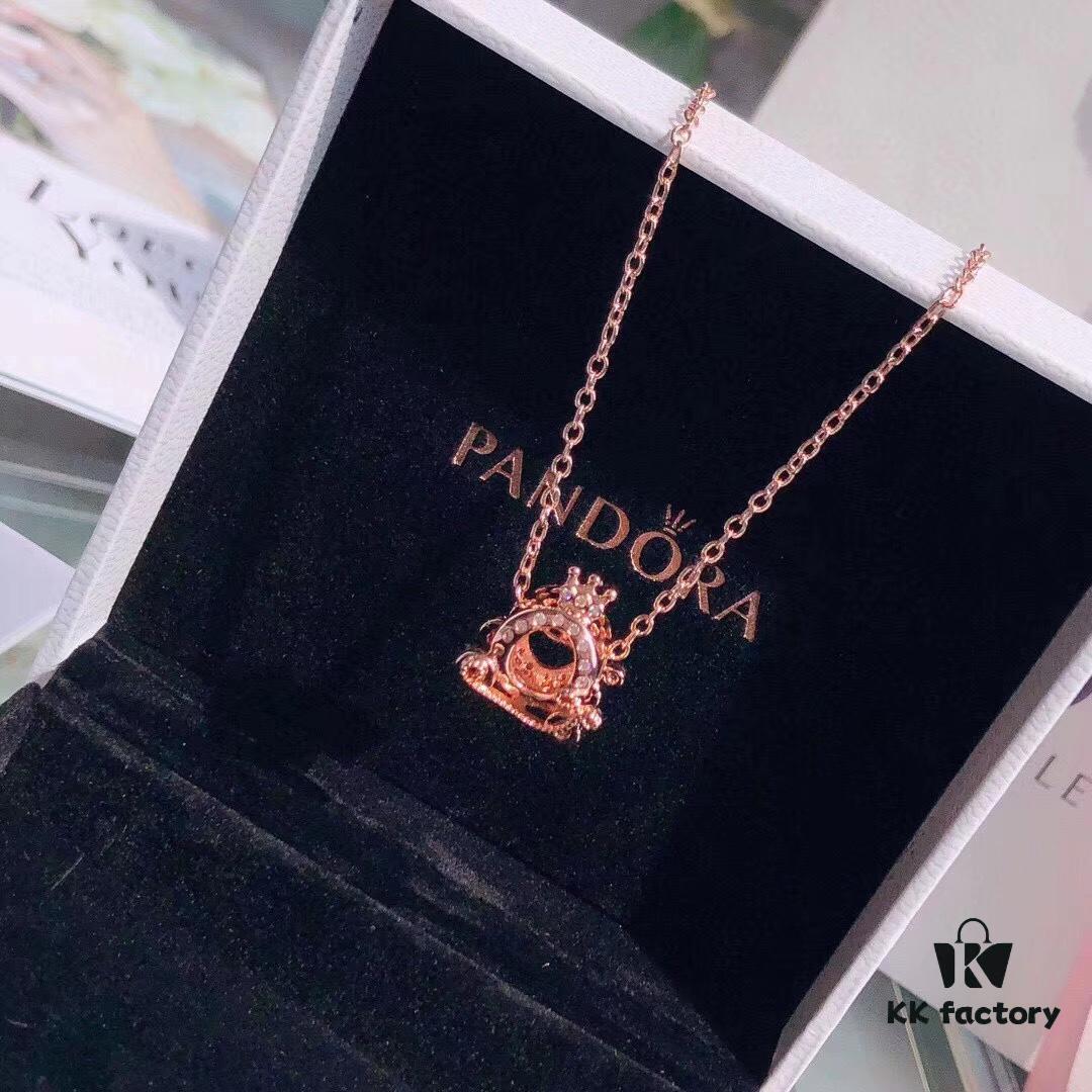 Goddess Festival Gift 🔥💕 Guan Xiaotong's Same-Style Pandora 'Elegant Life' Necklace Set, Rose Gold Crown 👑 and Carriage, a Fairytale Dream Come True, Cinderella's Pumpkin Carriage and Princess Crown Known to All