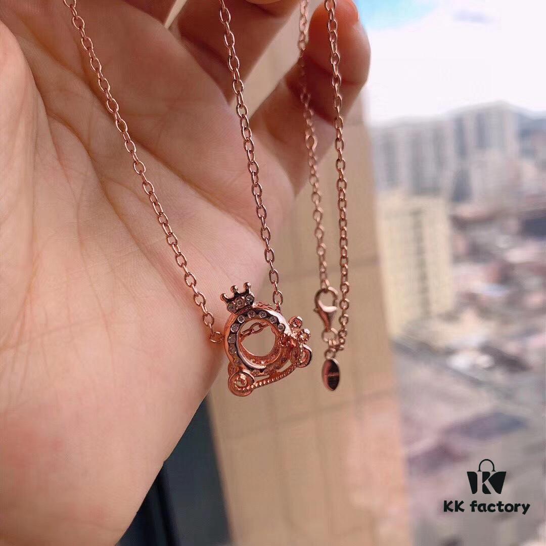Goddess Festival Gift 🔥💕 Guan Xiaotong's Same-Style Pandora 'Elegant Life' Necklace Set, Rose Gold Crown 👑 and Carriage, a Fairytale Dream Come True, Cinderella's Pumpkin Carriage and Princess Crown Known to All