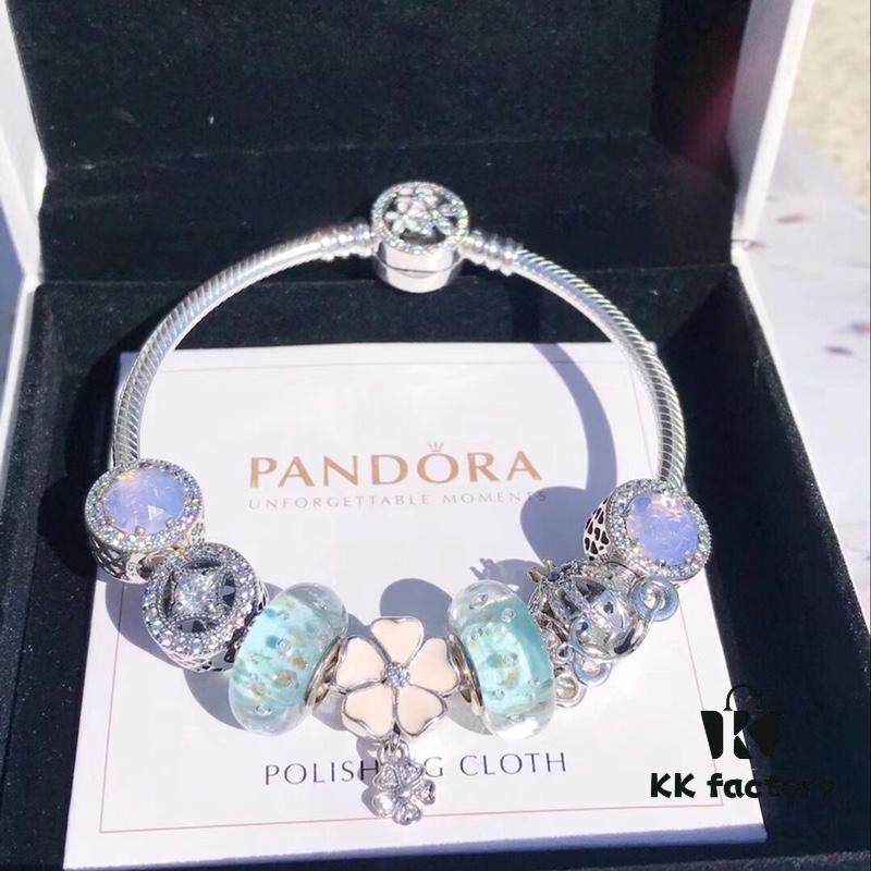 Pandora Pandora Silver Mint Poetry Flower Bloom New Arrival! Made with counter materials, one-to-one perfect craftsmanship, quality comparable to counter products! Silver mint glass, lucky money coin beads, fairy tale pumpkin carriage, sparkling diamond cat's eye, paired with pink five-petal enamel pendant. S925 silver comes with official counter packaging!