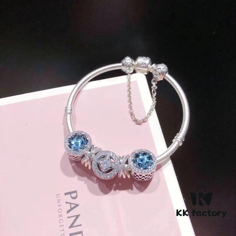 Pandora Pandora's Starry Sky Horizon New Arrival Elegant Dark Blue Flash Diamond Cat Eye Bracelet with Lucky Coin Charm and Heart Safety Chain in S925 Silver