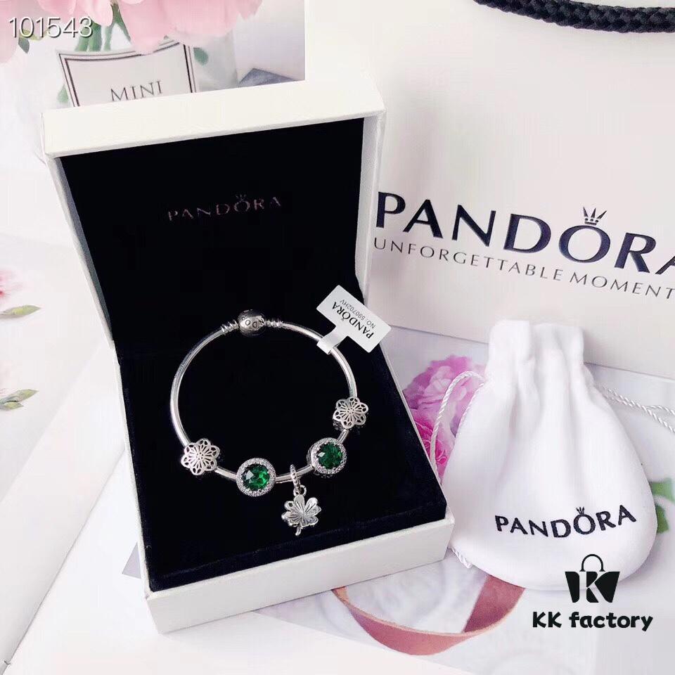 Exclusive Launch 🍀 Classic Cat's Eye with Lucky Clover Pendant 🍀 Symbolizing Good Luck and Happiness 🍀 Stunningly Beautiful!