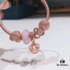 Pandora Rose Crown Crown 👑 New Arrival! Made with boutique materials, perfectly crafted one-to-one, quality comparable to boutique standard. Features rose pink faceted crystal, rose open-heart design 💗, rose floral heart charm 💗, same-color sparkling stone clasp, and rose crown pendant. Comes with official boutique packaging! 🍃🌺