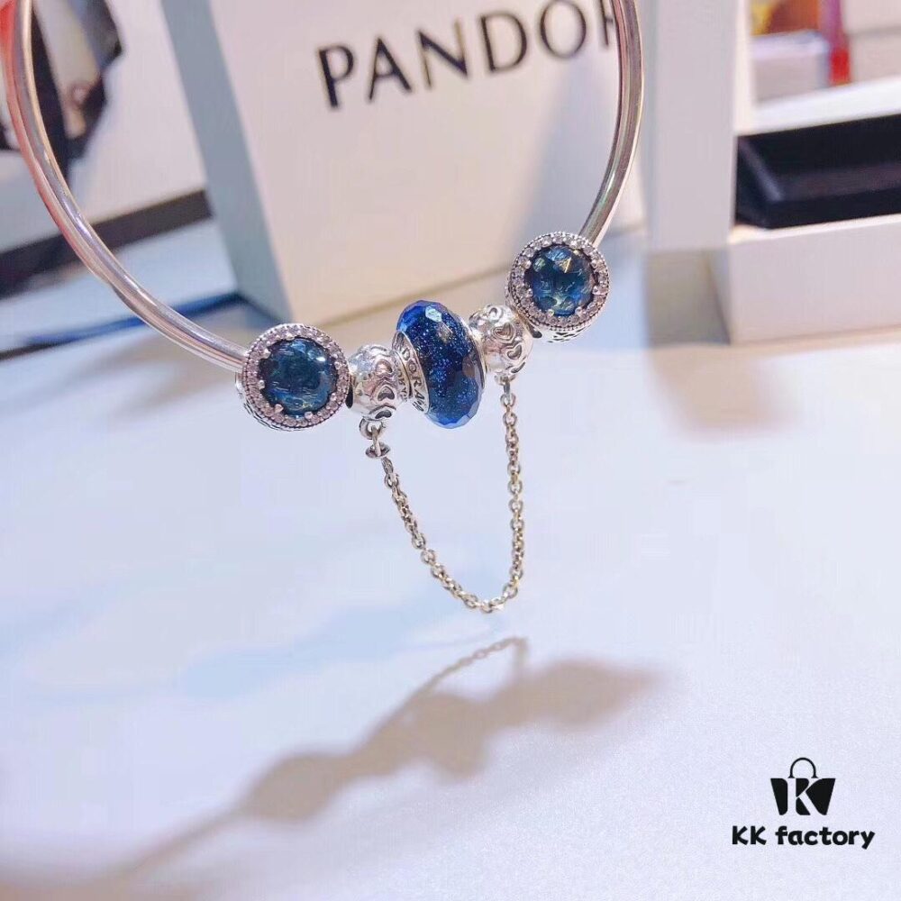 Pandora Pandora Brilliant Blue Heart Chain New Arrival!