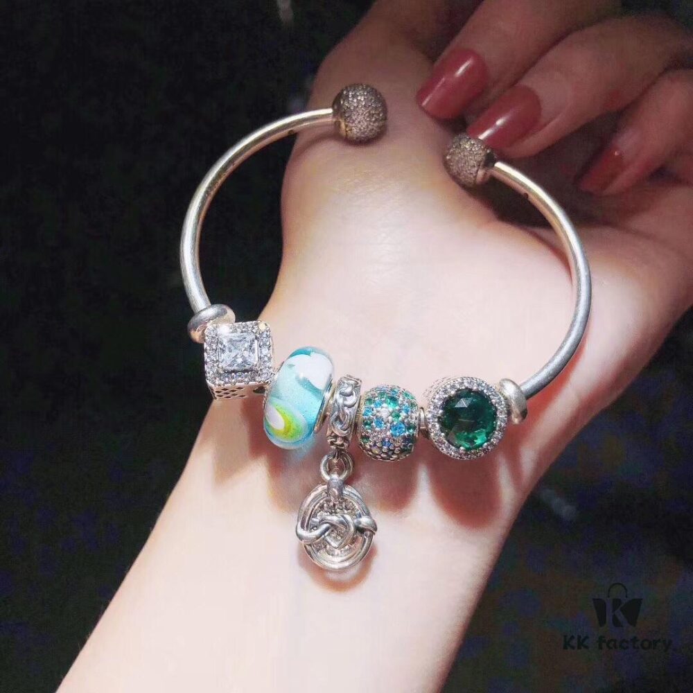 Pandora Rainbow Love New Arrival! High-Quality Replica with Original Materials, Featuring Colorful Glass Beads, Sparkling Green Charms, Square Cat's Eye, and Diamond-Cut Green Cat's Eye Pendant Symbolizing Beautiful Love
