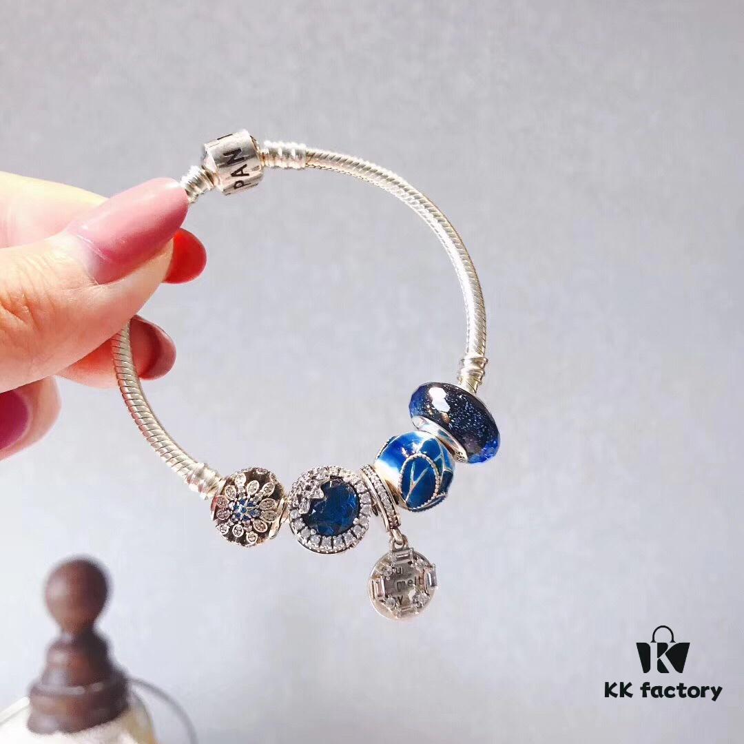 Pandora Pandora Brilliant Blue Ice Crystal New Arrival! Made with counter materials, one-to-one perfect craftsmanship, quality comparable to official counter!
