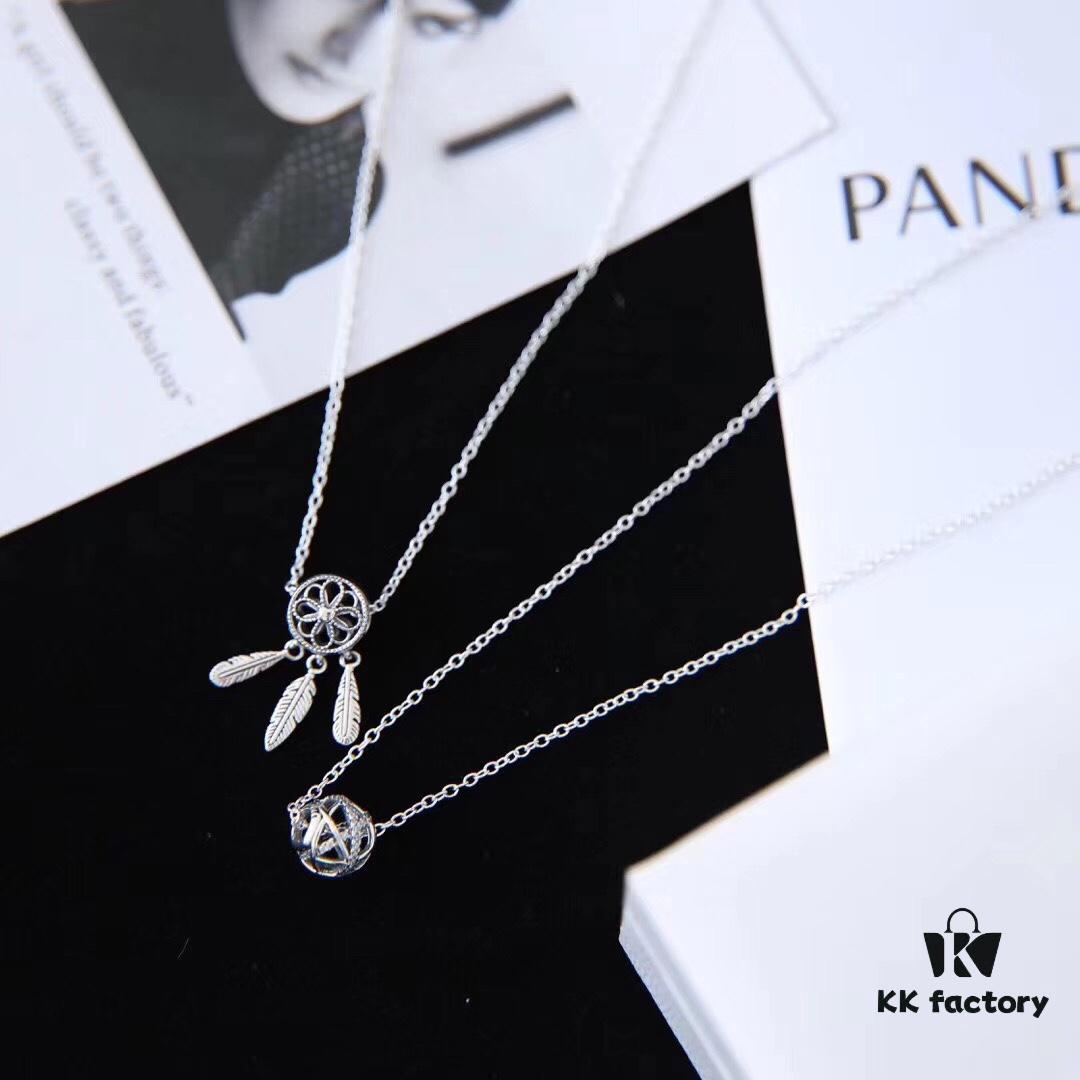 Each Pandora bead and necklace is engraved with precise markings, pay attention to the delicacy and position of the engravings