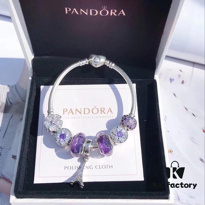 Pandora Romantic Purple Eiffel Tower Tower 🗼 New Arrival! Made with counter-grade materials, perfectly crafted at a 1:1 ratio, quality comparable to official store products! Features purple faceted glass beads, purple sparkling forget-me-not stones, fully diamond-paved five-petal flower beads, rose-purple sparkling diamond beads, paired with the iconic Eiffel Tower 🗼 pendant. Comes with S925 silver and original boutique packaging!