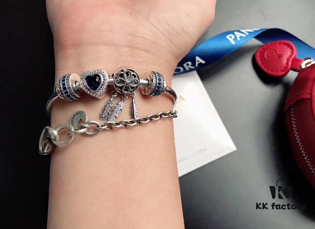 Pandora ❄️ New Year's Collection Recommended. Proxy Purchase Level Personalized Bracelet 925 Sterling Silver, Imported Eight Hearts and Eight Arrows Rhinestones, Full Weight and Quantity, Handcrafted Setting, Synthetic Cubic Zirconia, Enamel