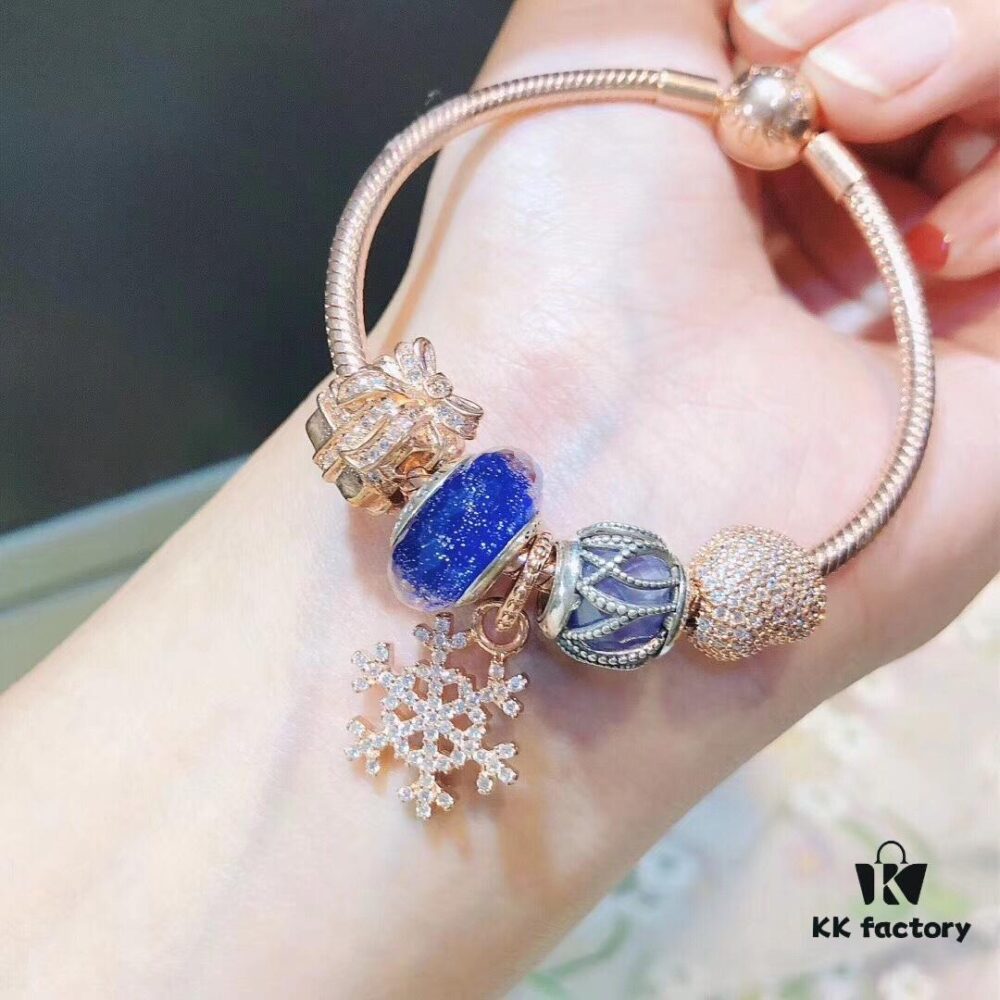Pandora Rose Snowflake ❄️ New Arrival! High-Quality Replication Using Counter Materials, Perfect Craftsmanship Comparable to Authentic Store Quality