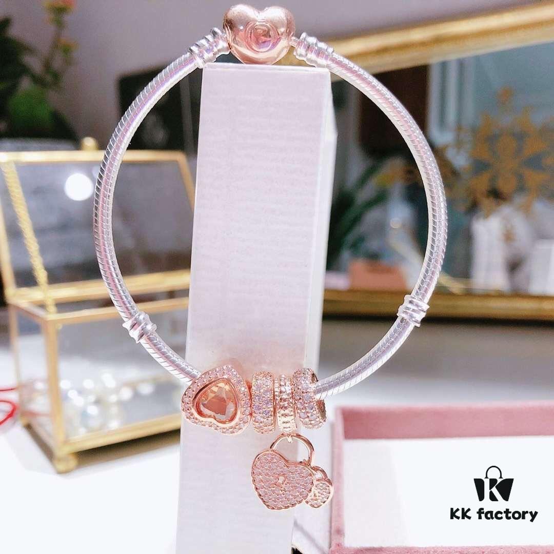 Pandora Rose Shining Heart New Arrival! ZP Material, Exquisite Craftsmanship, Quality Comparable to ZP! Rose Pink Heart with Sparkling Double Hearts, Comes with Packaging!