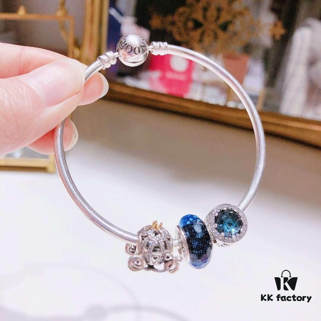 Pandora Enchanted Blue Carriage New Arrival! ZP-Grade Quality, Premium Craftsmanship, Sparkling Deep Blue Faceted Glass, Fairy Tale Carriage Design with Shimmering Navy Blue Heart