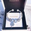 Pandora Ice Blue Bubble Noble Love Key Autumn New Arrival! Crafted with authentic counter materials, perfectly replicating the original quality. Features ice blue bubble glass, sparkling rhinestone openwork clover 🍀, fairy tale pumpkin carriage, paired with the Noble Love Key pendant. Made in S925 silver and comes with official retail packaging! 🍃🌺