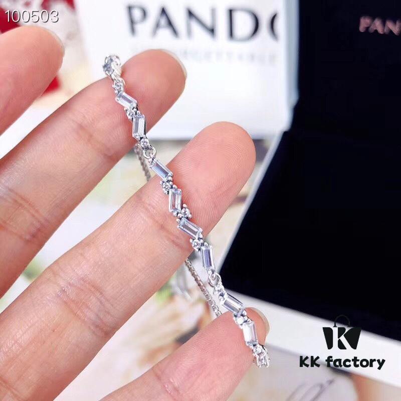 PANDORA Glacier Beauty 925 Silver Bracelet with Adjustable Length