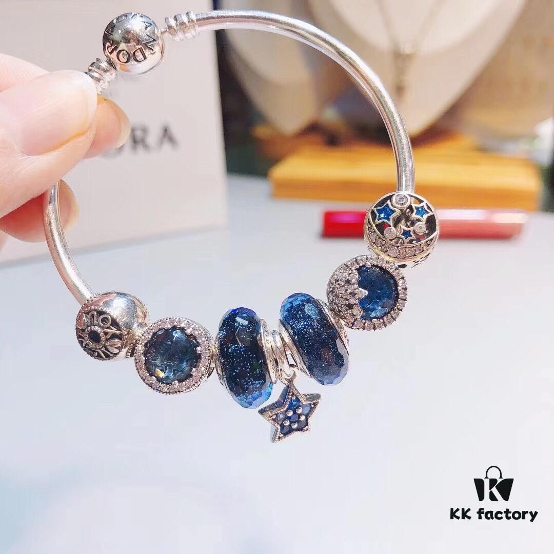 Pandora Pandora Shimmering Blue Star ⭐️ New Arrival! Made with counter materials, perfectly crafted one-to-one, quality comparable to official counter
