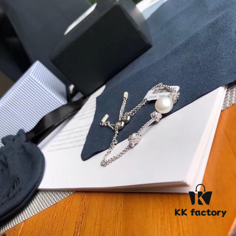 APM Monaco HERITAGE Collection Knot Freshwater Pearl Bracelet