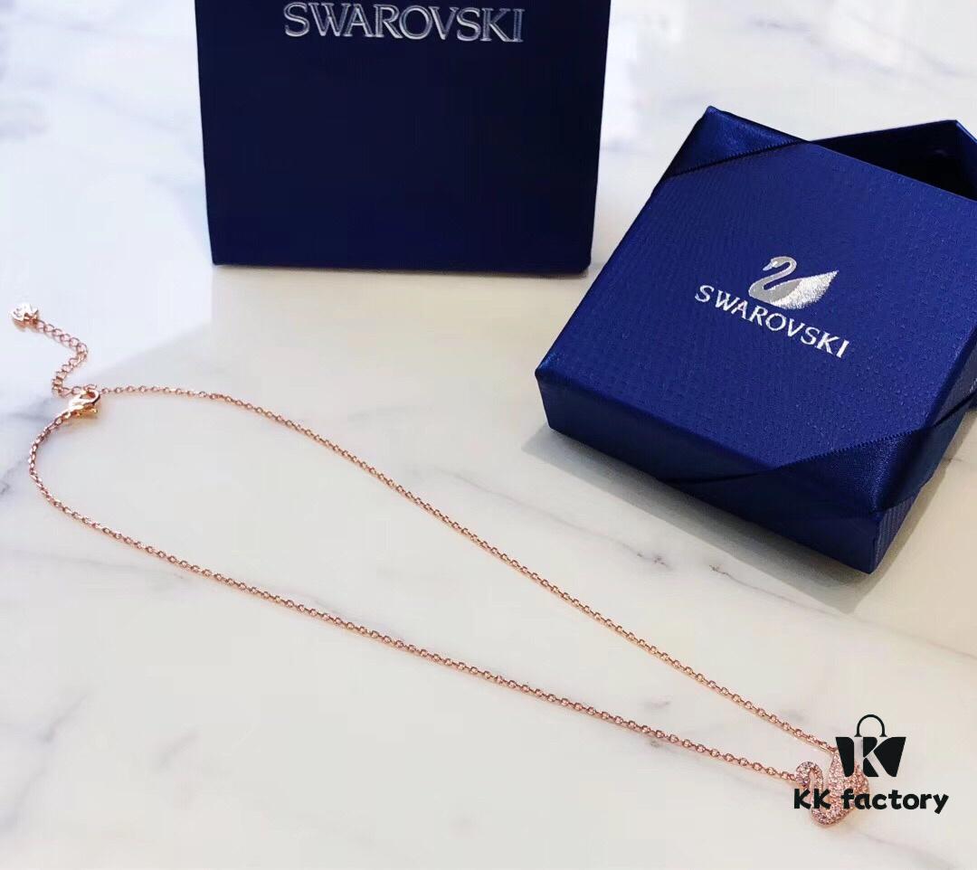 Swarovski SWAN Classic Rose Gold-Tone Swan Pendant Necklace with Crystal Detail, Elegant Adjustable Chain for Women