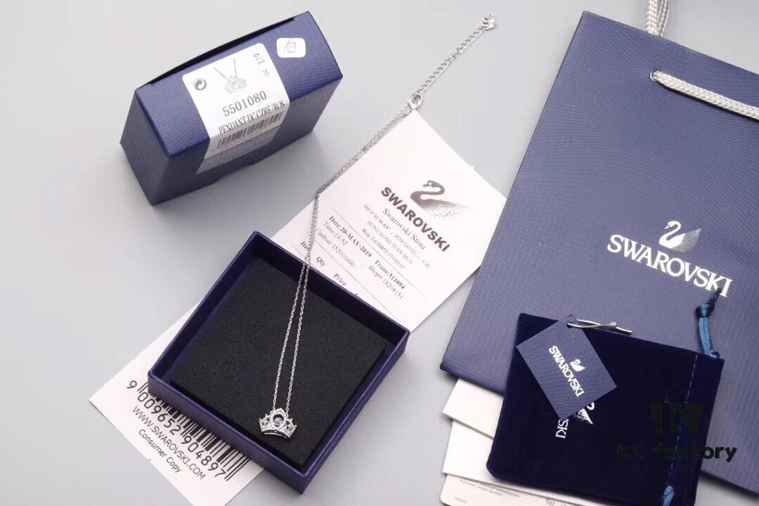 New Arrival 💥 Bee a Queen Pendant Necklace – A Dazzling Valentine's Gift Celebrating Self-Empowerment and Elegance