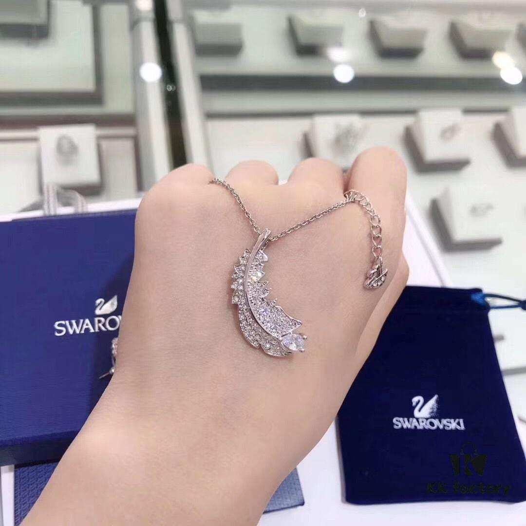 Swarovski New Arrival, Very Ethereal Design, Alloy Material with Swarovski Crystals, Handle with Care for Maintenance