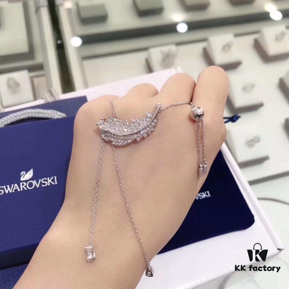 Swarovski New Arrival, Very Ethereal Design, Alloy Material with Swarovski Crystals, Handle with Care for Maintenance