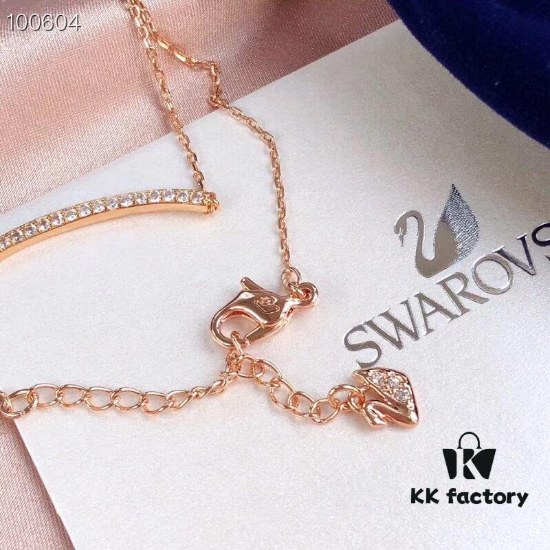 Swarovski 2019 New Smile Necklace! ONLY Series - Smile to Face Life, Smile as Silent Courtesy, Win the World with a Smile, Micro-Paved Alloy with Vacuum 18K Real Gold Plating and Swarovski Crystals, Chain Length 45cm