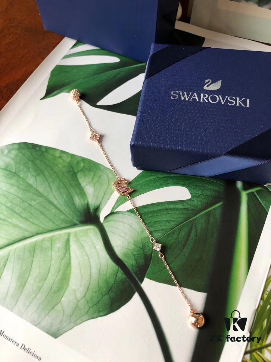Latest Swarovski Pink Swan Bracelet, Dazzling Swan Romantic Design with Pink Crystal, Rose Gold Plated Magnetic Palace-Style Clasp