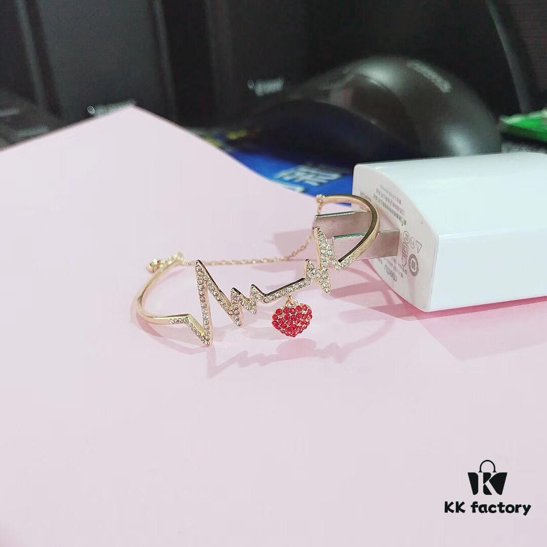New Arrival Swarovski OXO Heartbeat Bracelet