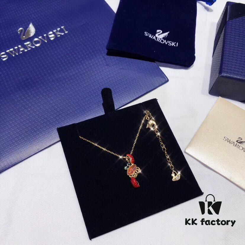 New Arrival Swarovski Crab Necklace 🦀️ with Movable Small Claws - Symbolizing Prosperity and Good Fortune