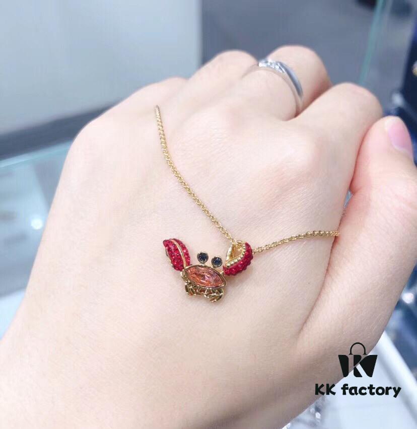 New Arrival Swarovski Crab Necklace 🦀️ with Movable Small Claws - Symbolizing Prosperity and Good Fortune