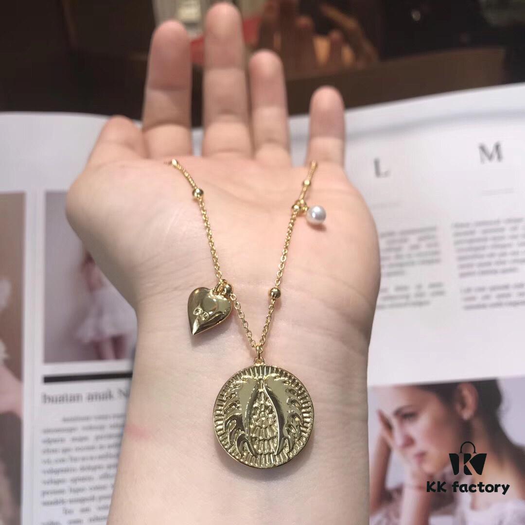 New Arrival Swarovski LUCKY GODDESS Romantic and Elegant Angel Wings Women's Necklace Jewelry