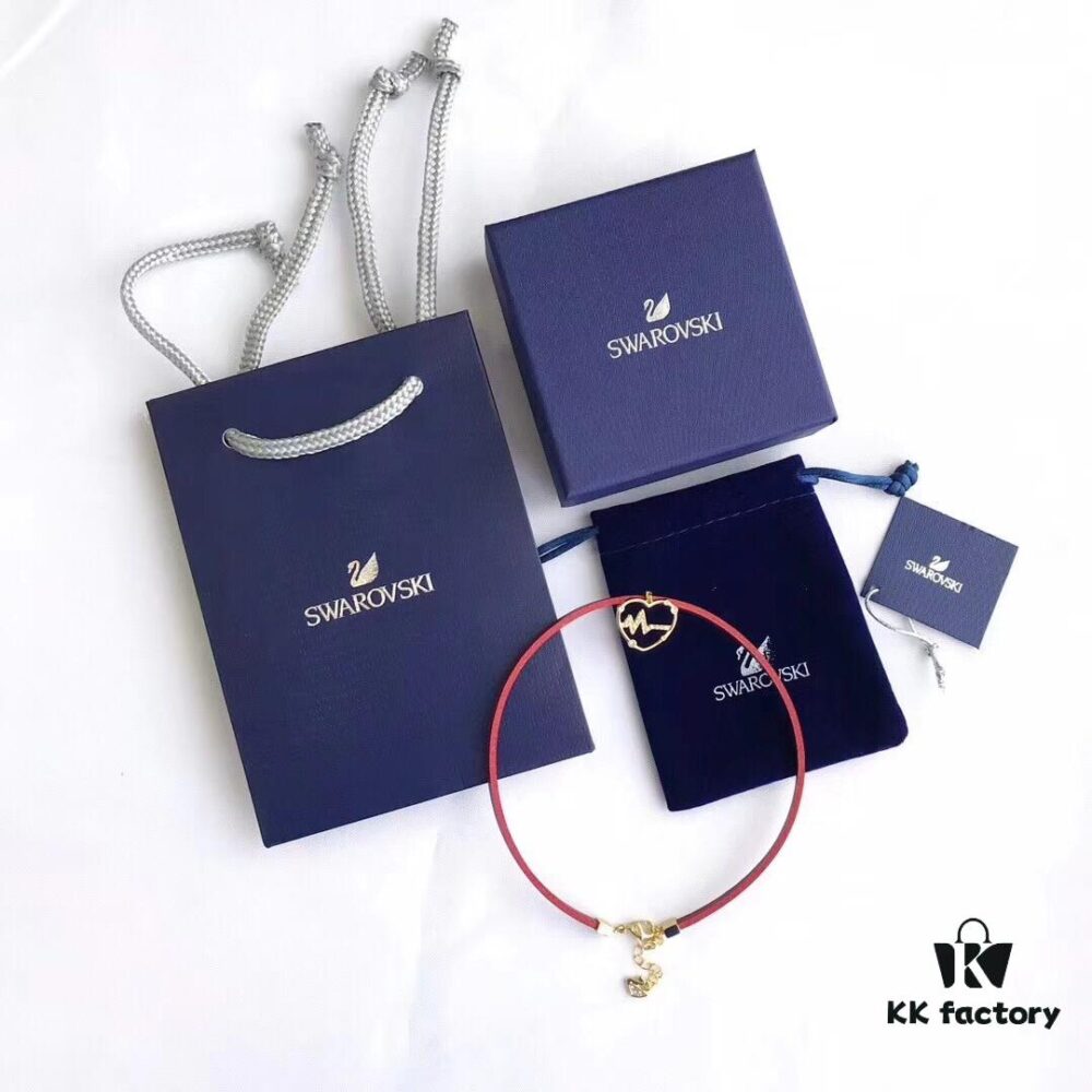 In Stock! SWAROVSKI Valentine's Day Heart Leather Rope Necklace! Newest Hot-Selling Design!