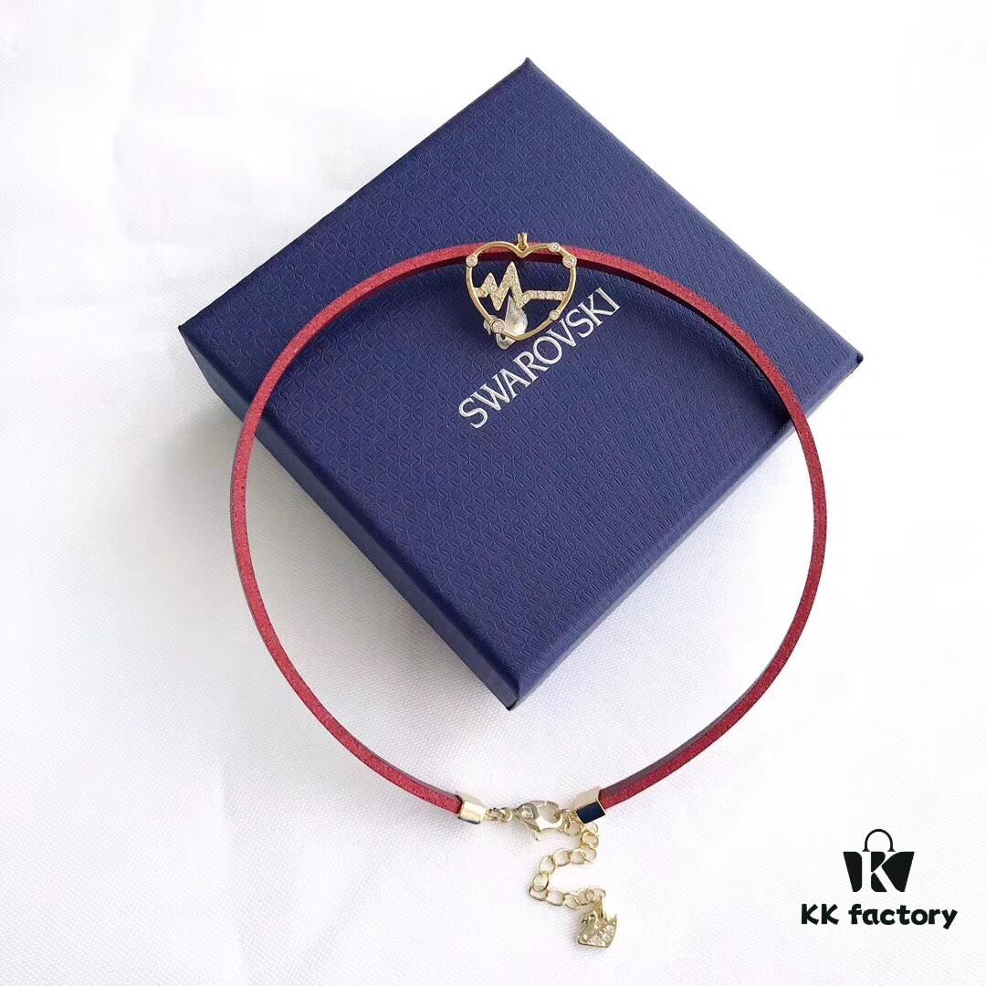 In Stock! SWAROVSKI Valentine's Day Heart Leather Rope Necklace! Newest Hot-Selling Design!
