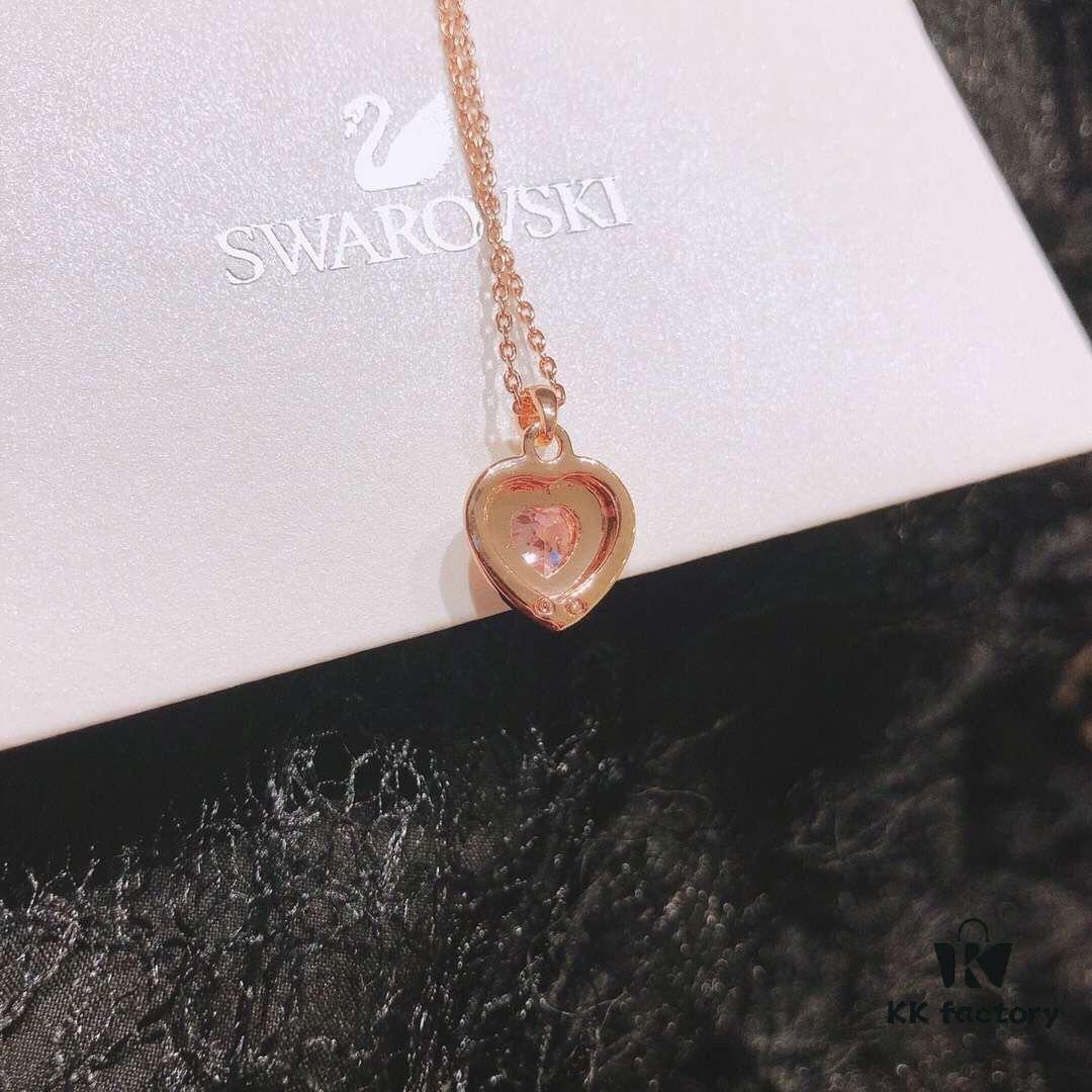 Valentine's Day 🎁 New Arrival Swarovski ONE Playful Heart 'Romantic Love' Elegant Necklace, Imported Sparkling Rhinestones Surrounding Pink Heart 💖, Original Gold-Tone Plated Material, Authentic Logo, Genuine Clasp – A Romantic Pink Heart 💖 Expresses Your Love..0855080