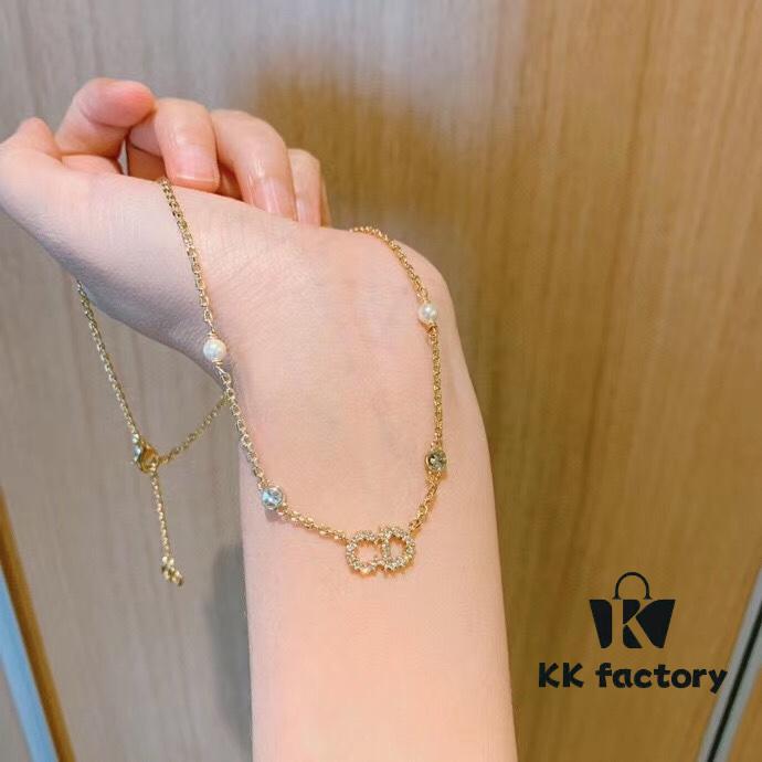 Swarovski Crystal Pearl Necklace/Bracelet