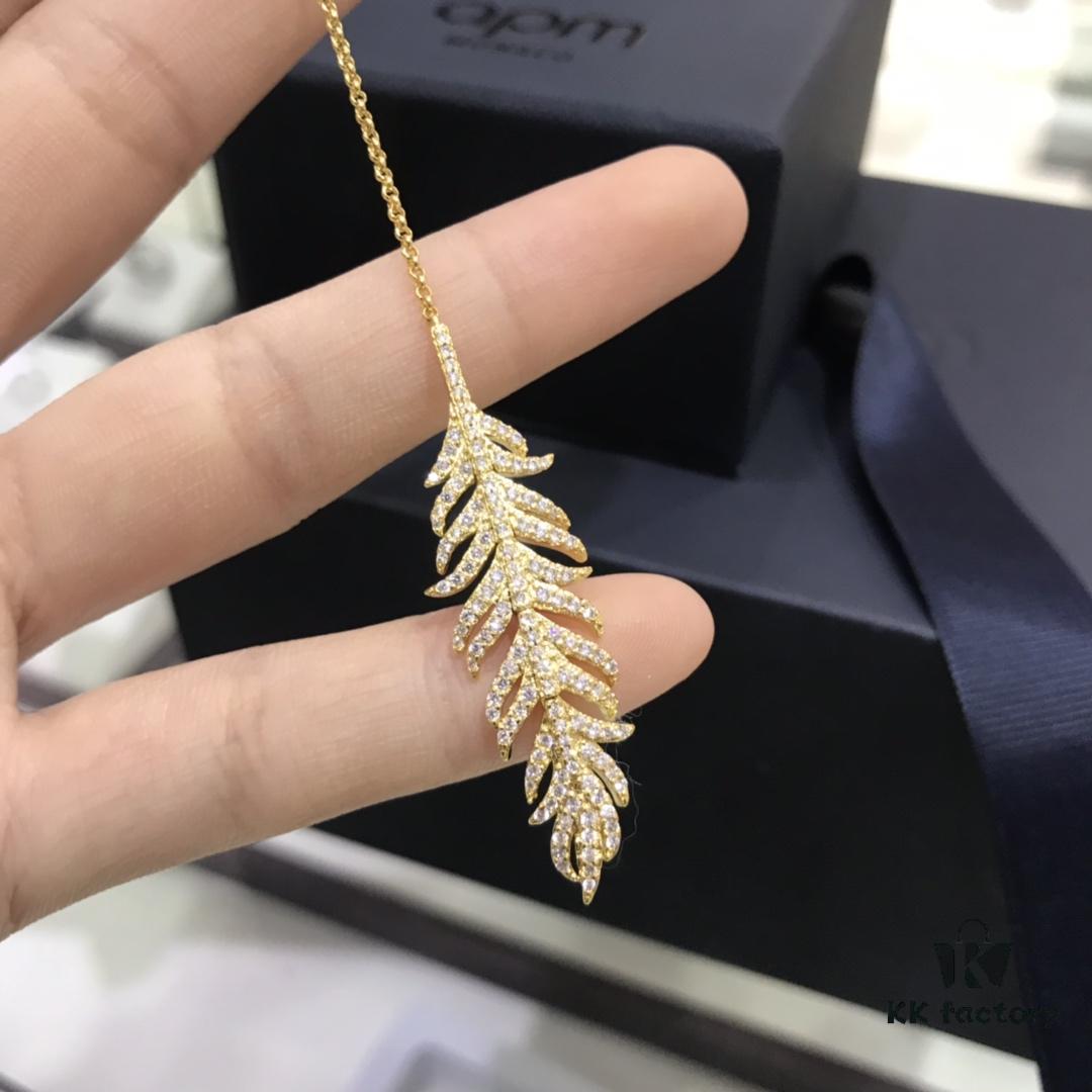 Valentine's Day Recommended Style 🎋 APM Monaco Feather Long Earrings, Single-Sided Design, Celebrity-Inspired Elegant Studs, Perfect Gift for Your Girlfriend