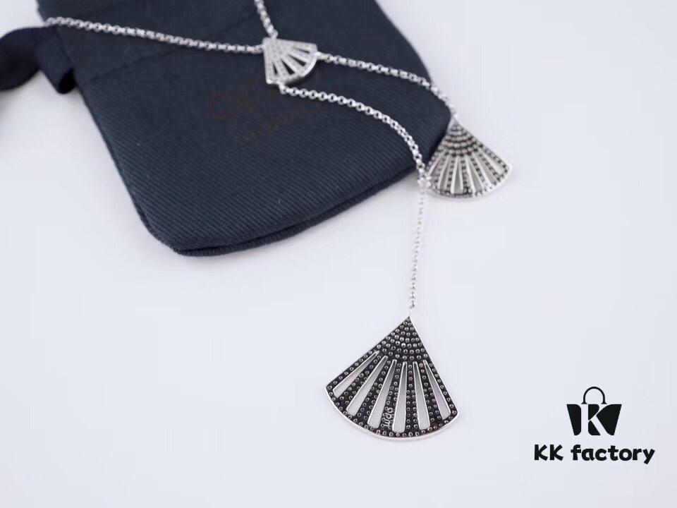 Classic Bestseller! APM FLAMENCO Series Fan-shaped Necklace, inspired by the enchanting movement of traditional palace fans, showcases a vibrant and elegant spirit