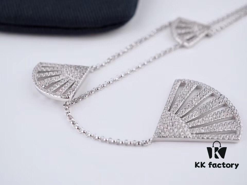 Classic Bestseller! APM FLAMENCO Series Fan-shaped Necklace, inspired by the enchanting movement of traditional palace fans, showcases a vibrant and elegant spirit