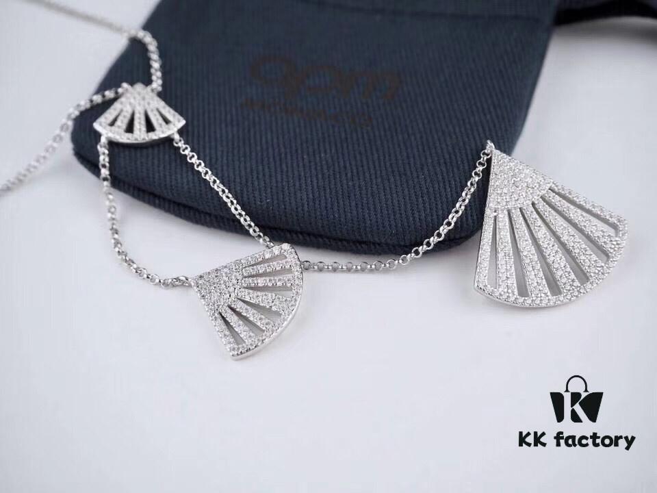 Classic Bestseller! APM FLAMENCO Series Fan-shaped Necklace, inspired by the enchanting movement of traditional palace fans, showcases a vibrant and elegant spirit