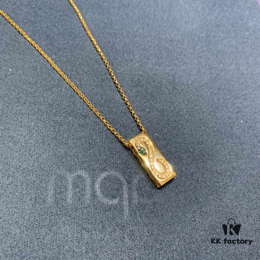 A Brand Monaco New Arrival Exotic Snake Necklace for Women, Fashion Colorful Gold Collar Chain Pendant with Square Plate Design