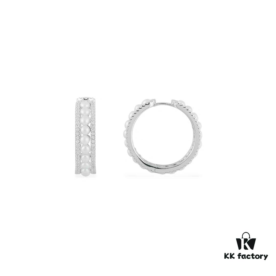 A Brand Monaco New Arrival Freshwater Pearl Hoop Earrings for Women, Elegant and Trendy European-American Style Influencer Earrings