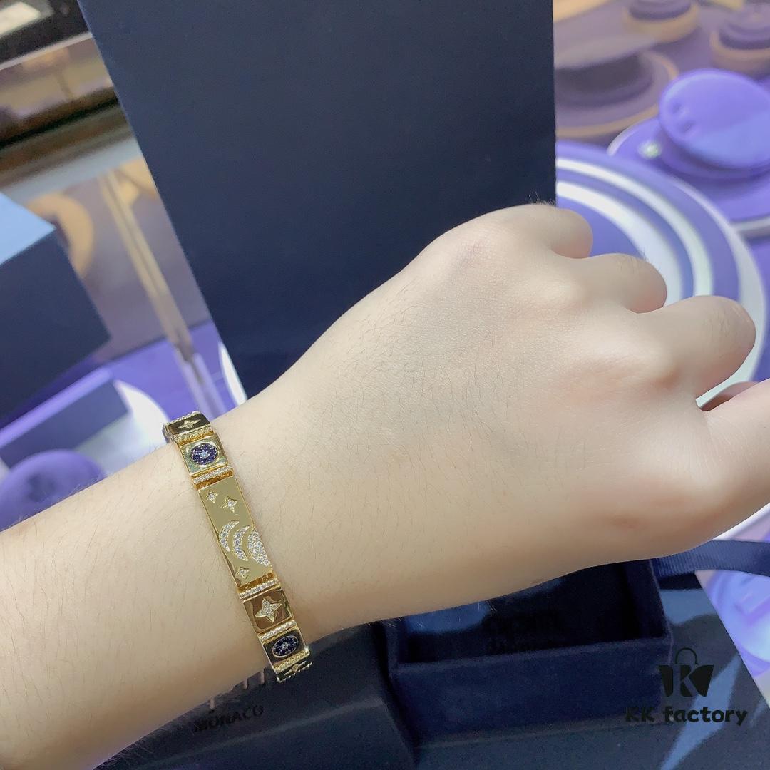 New Arrival 💕 A's Monaco Dreamy Star and Moon Bracelet for Women, Cute Girl's Multi-Cube Couple Friendship Jewelry