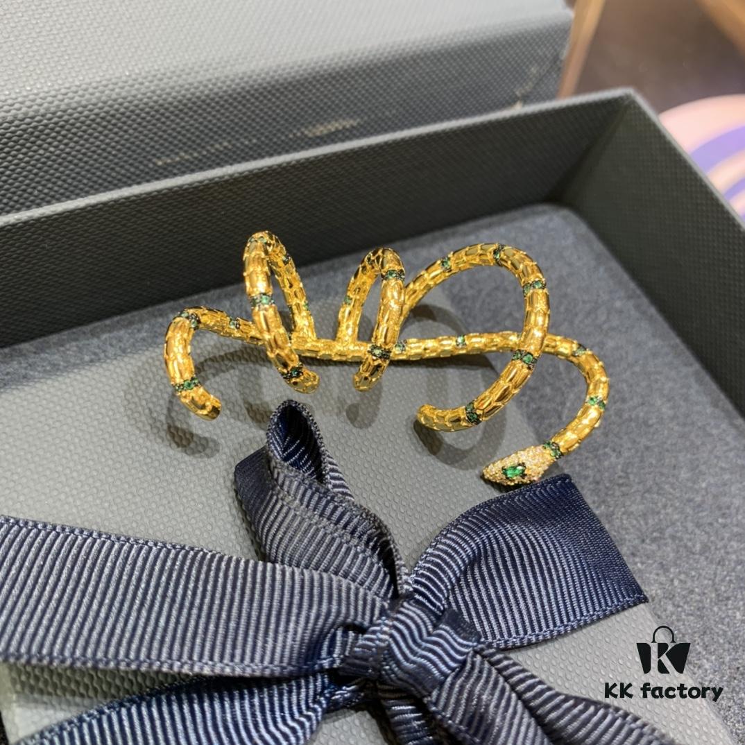 A Monaco New Arrival Guardian Spirit Snake Openwork Earrings, Women's Minimalist Design, Unique Snake Shape