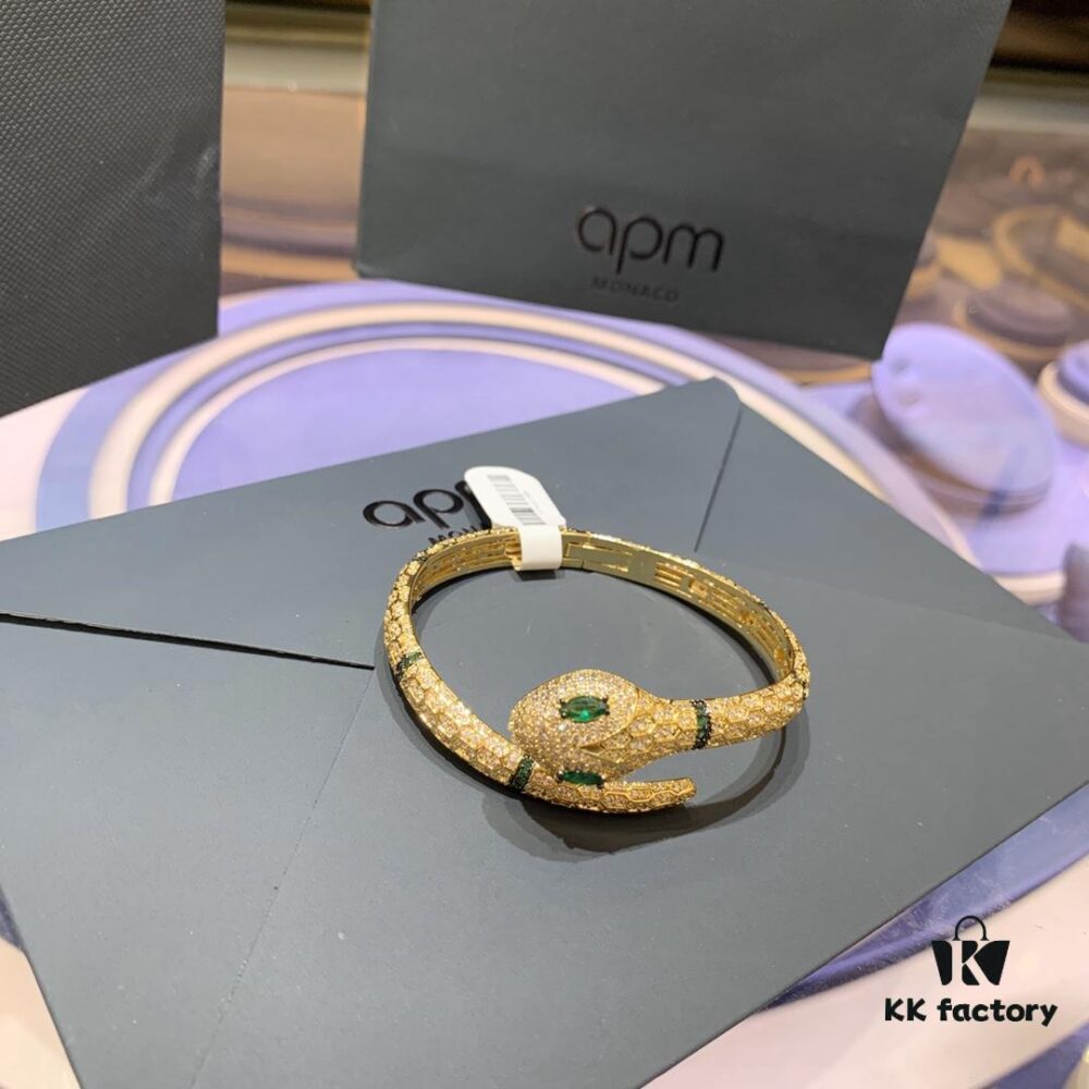 A Family Monaco New Arrival Guardian Spirit Snake Open Silver Bracelet for Women, Unique Design Personalized Snake-Shaped Hand Jewelry